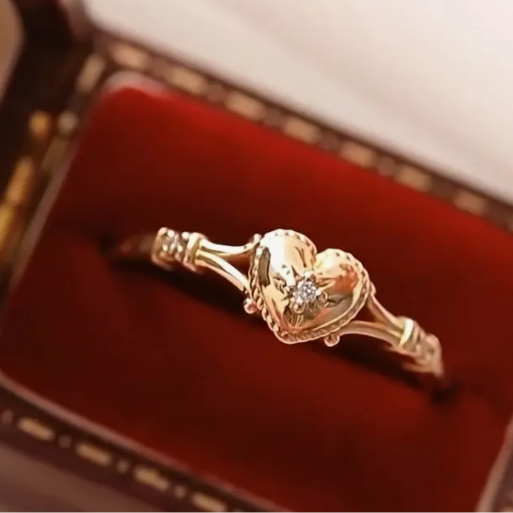Gold Heart Ring with Gemstone Detail NWT multiple sizes available 5-11